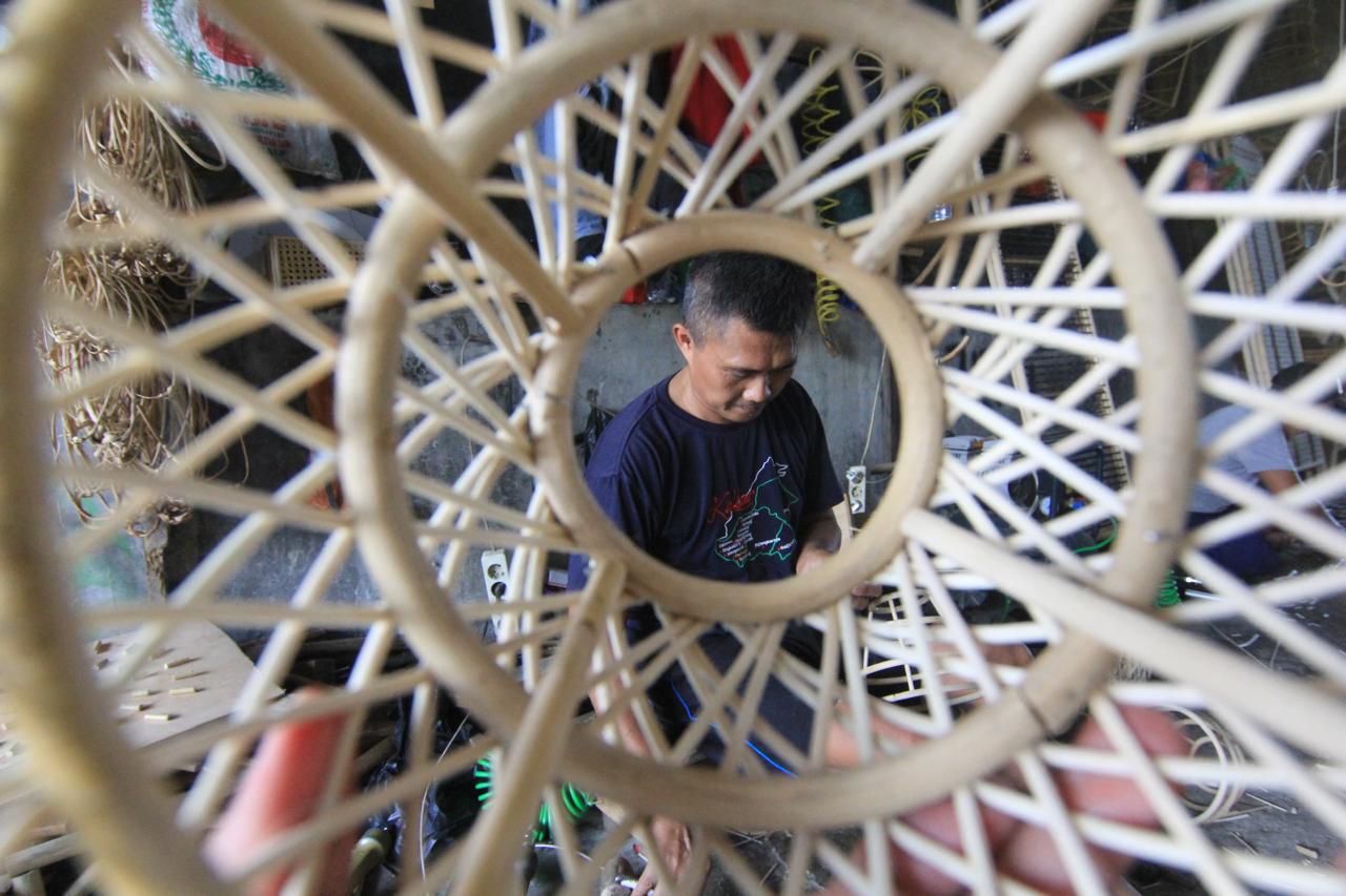 Sepanjang 2025, Volume Penjaminan KUR Jamkrindo Sudah Tembus Rp 100 Triliun